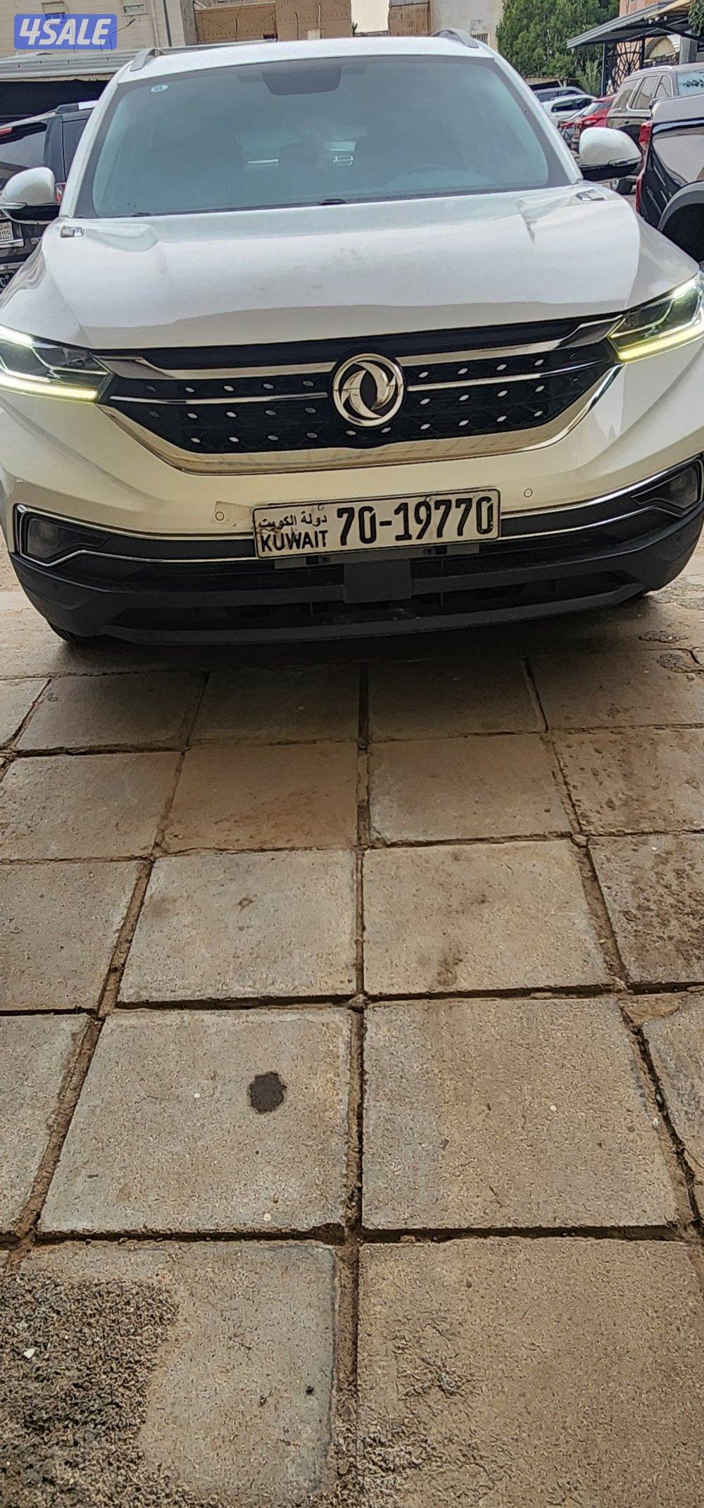 للبيع سياره صينيه دي اف ام اكس ٧3