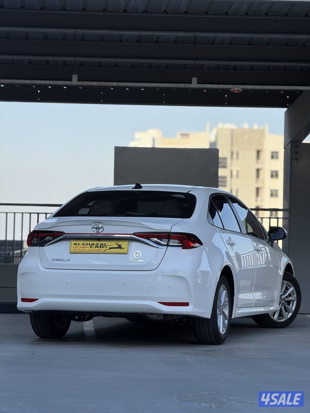 Corolla 2.0 XLI / 2025 / 10 km1