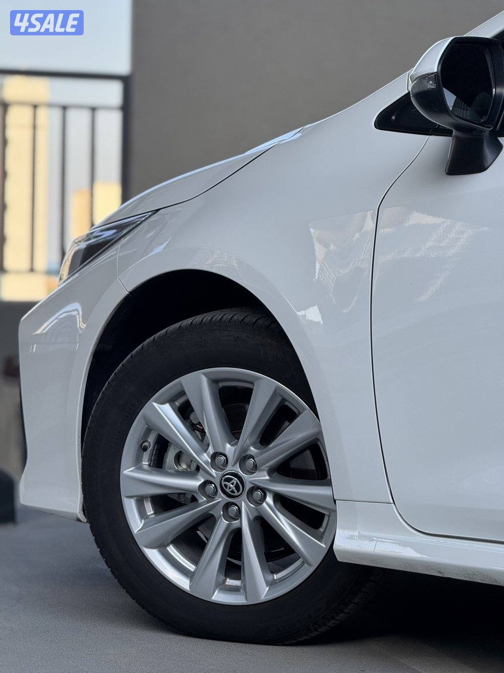 Corolla 2.0 XLI / 2025 / 10 km4