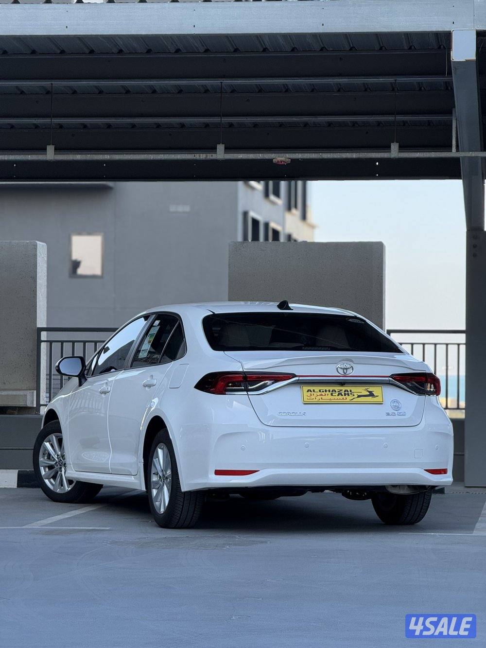 Corolla 2.0 XLI / 2025 / 10 km6