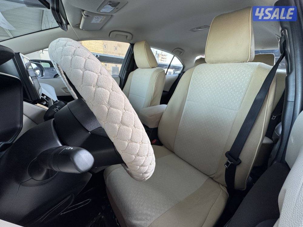 Corolla 2.0 XLI / 2025 / 10 km7