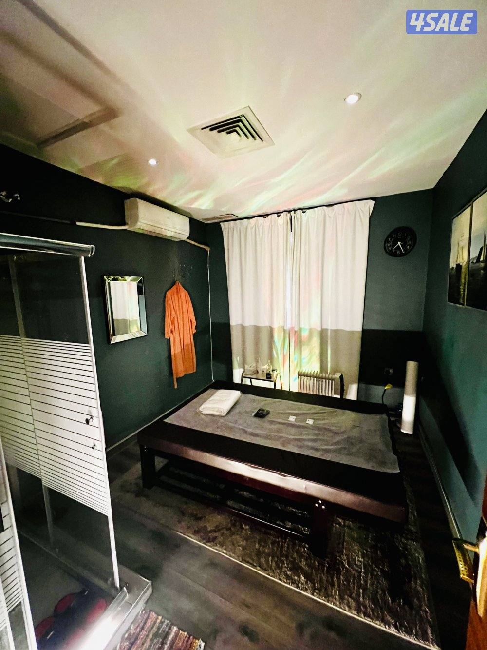 Massage 15kd per hour( We offer more services)5