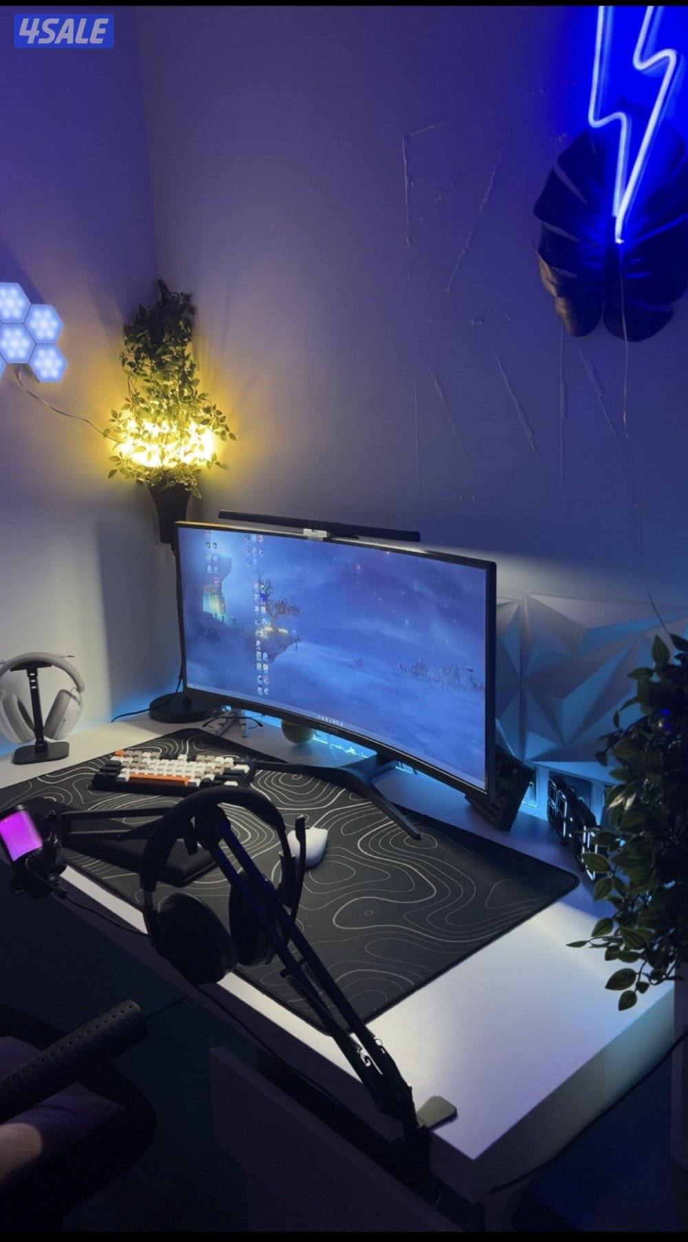 سيت اب كامل من الي اكسسوارات وشاشة وبيسي قابل للمساومه بالمعقول0