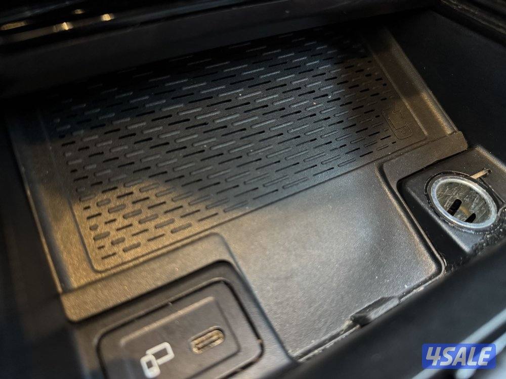 CLA200 / 2020 / 133 km داخل احمر15