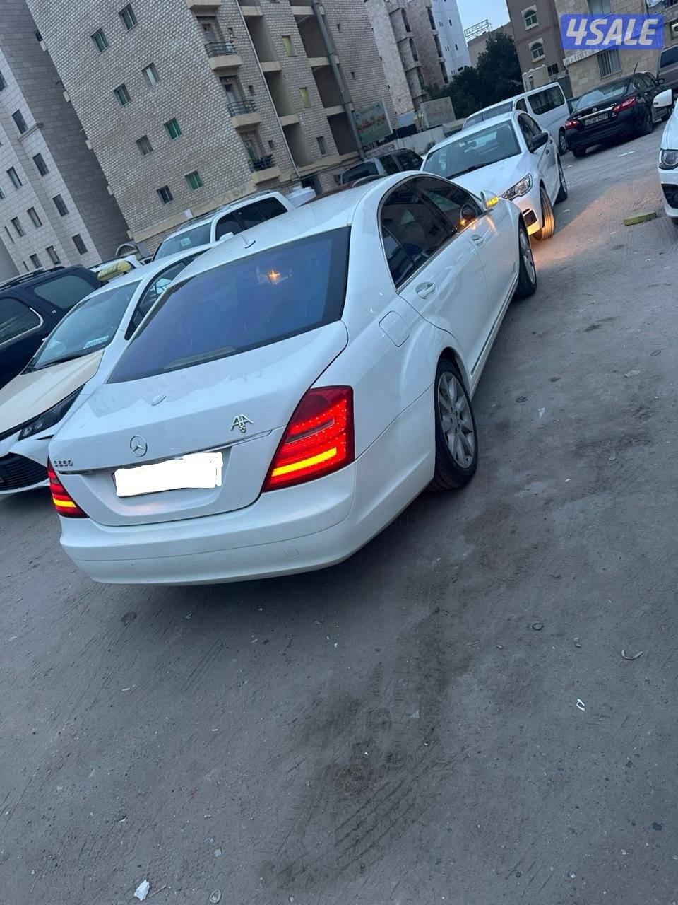 للبيع سيارتين مرسيدس حوت S 550 - S 3500