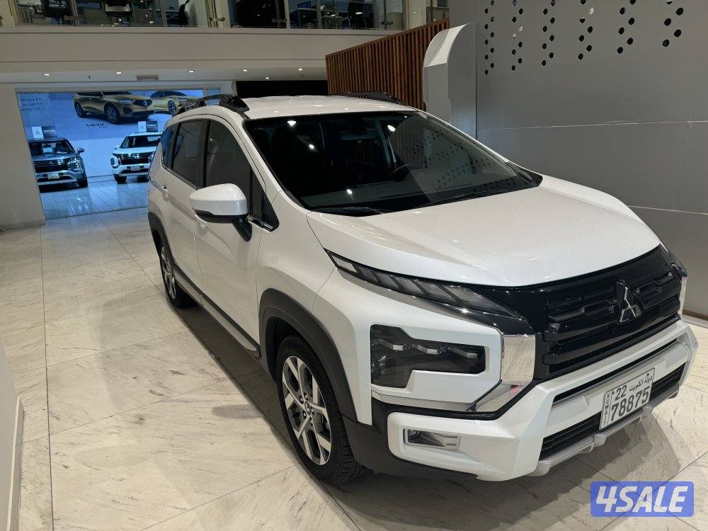 Mitsubishi xpander cross1