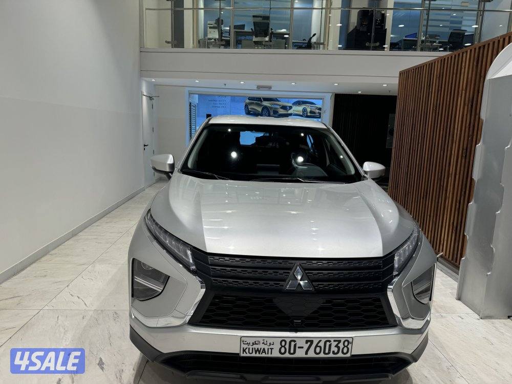 Mitsubishi eclipse cross0
