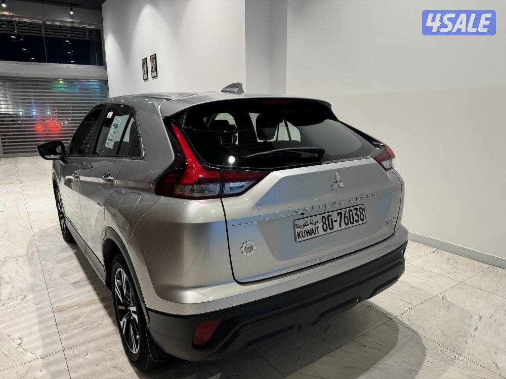 Mitsubishi eclipse cross4