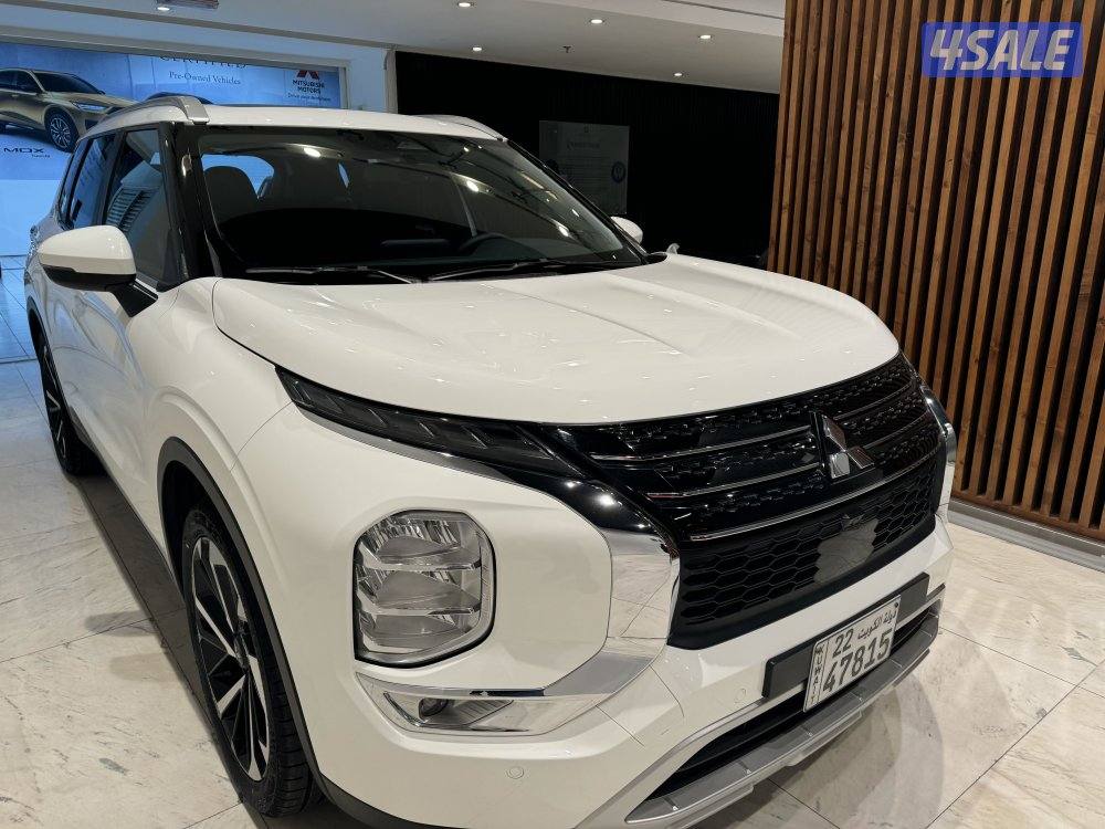 Mitsubishi Outlander1