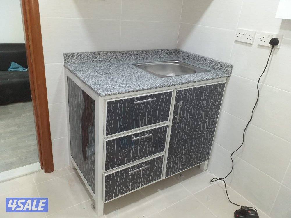 المیونیم شتر و باب ۔و شبابیک1