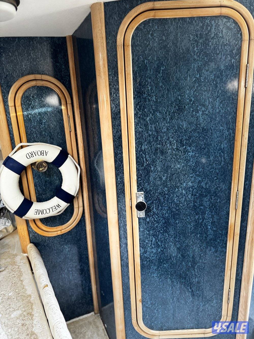 للبيع مني يخت دبي مرين 30 قدم8