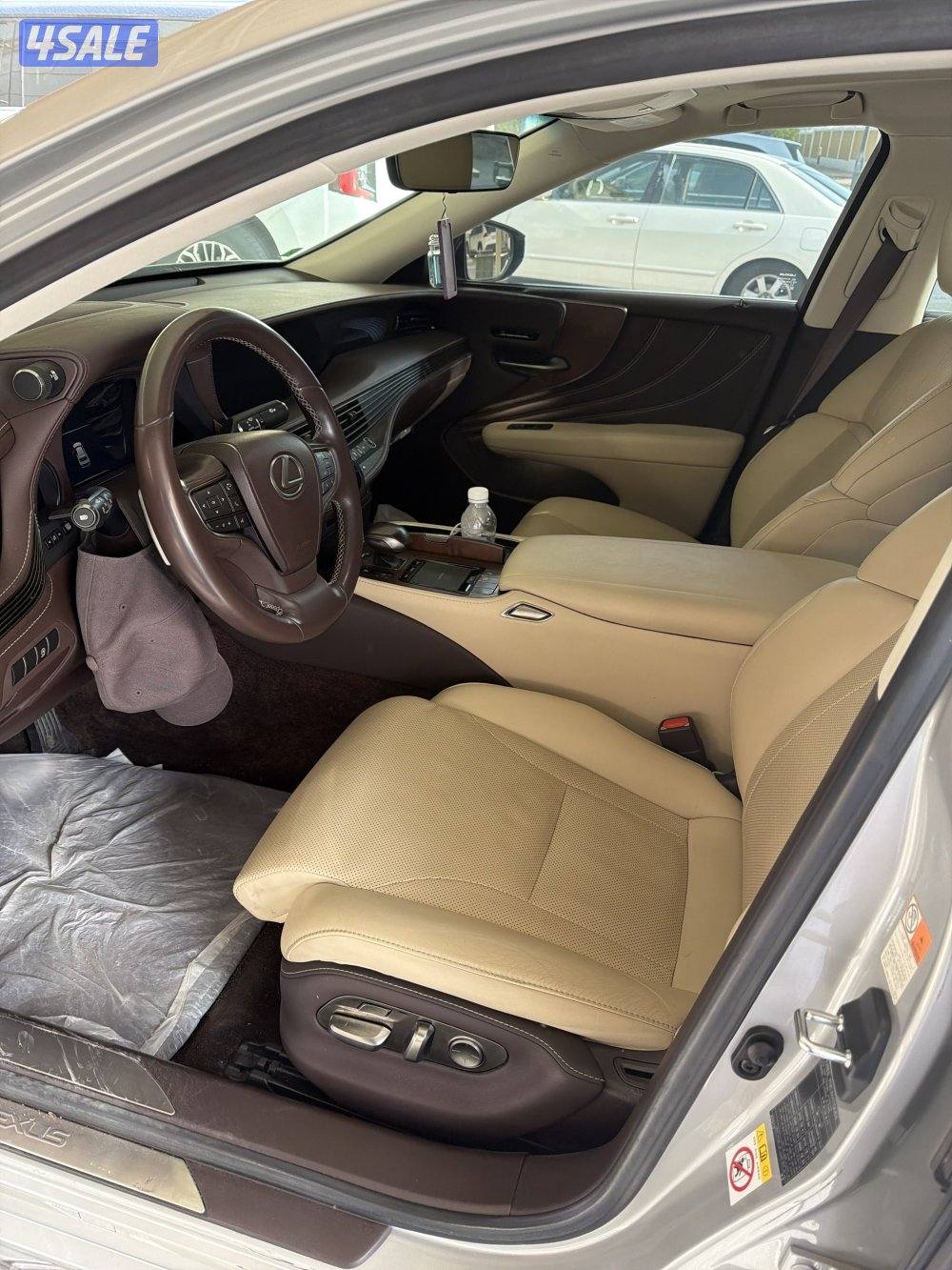 للبيع لكزس LS350 موديل 20181