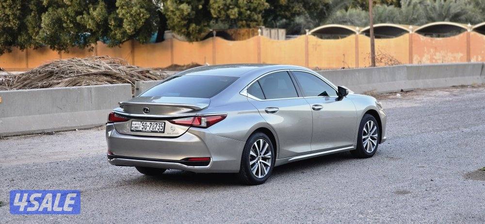 بيعه سريعه لكزس ES250 ماشي 90 وارد الوكاله2