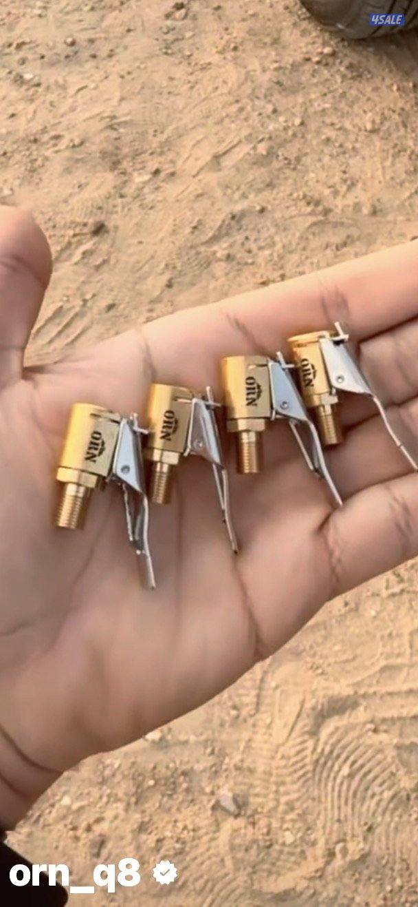 ‏البيع برادو موديل 22 لون فضي كامل مواصفات عداد 46 شرط الفحص4