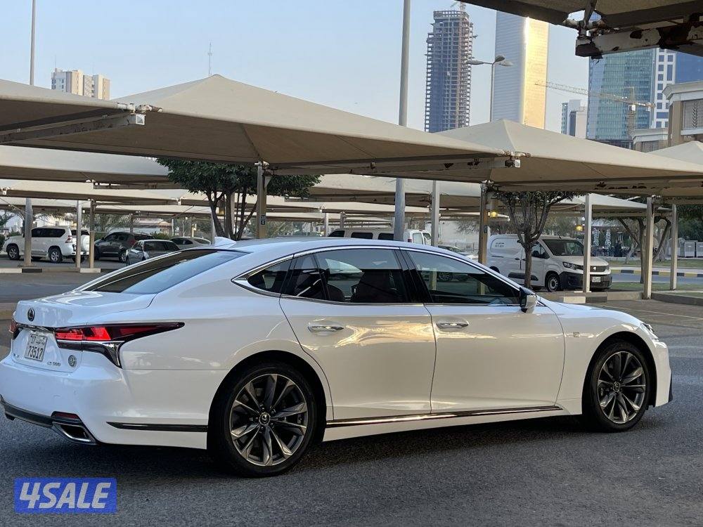 لكزس LS 5002
