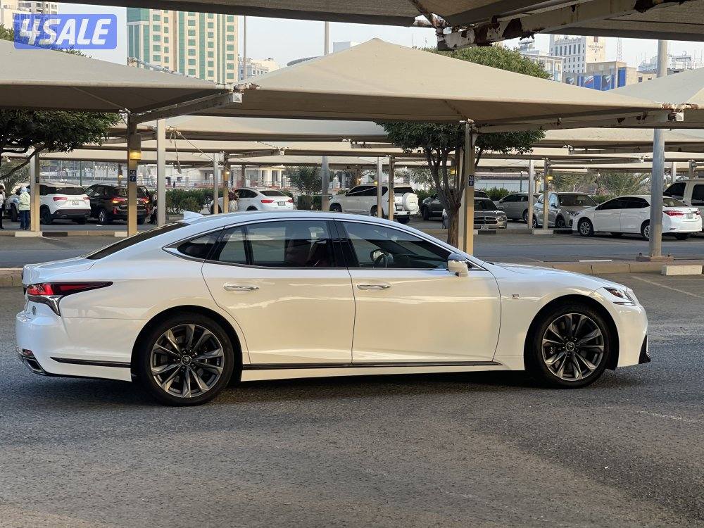 لكزس LS 5004