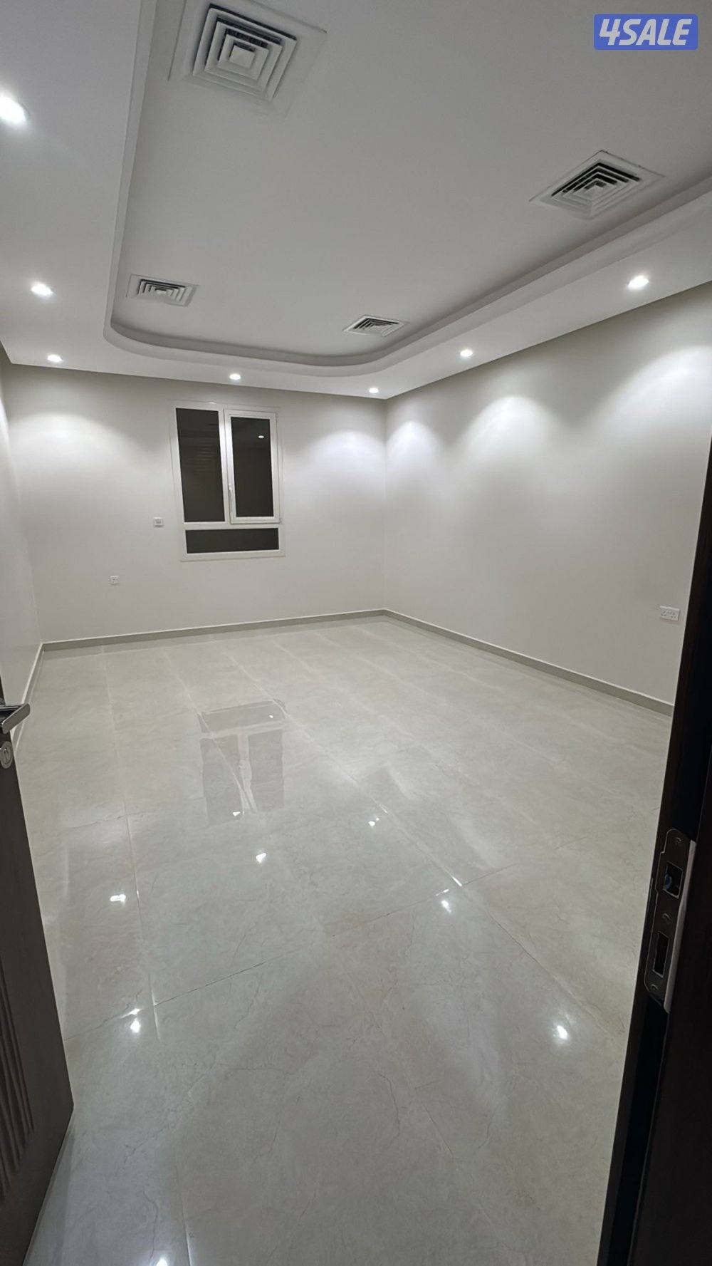 شقه بخيطان الجديده من المالك .1