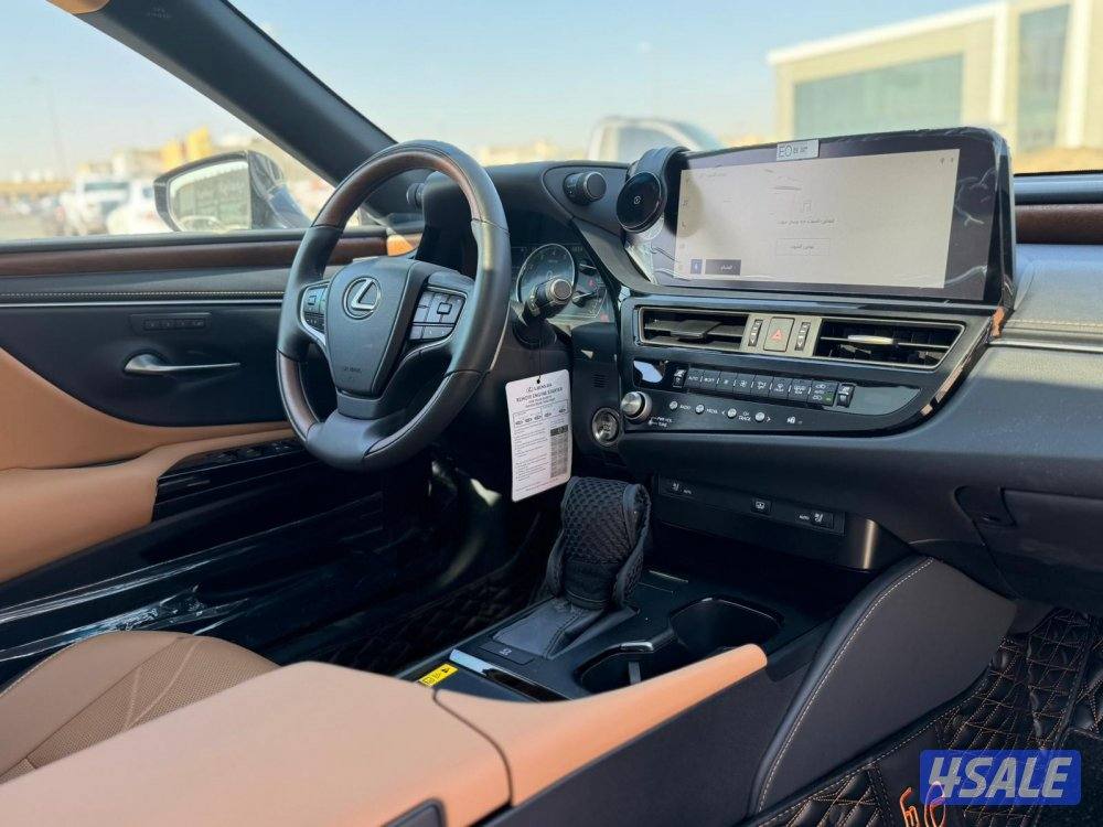لكزس ES350 موديل 2023 ماشى 5000 k.m  وارد الساير7