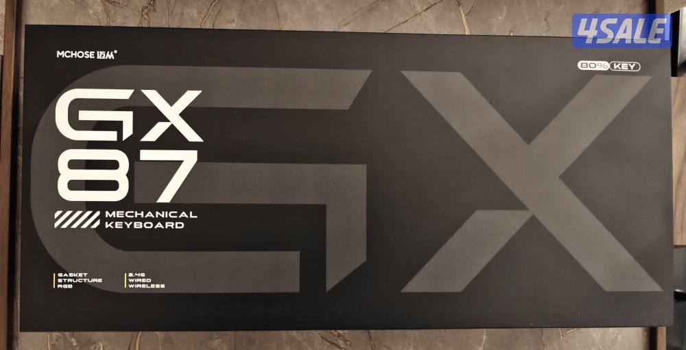 Bundle: Samsung 27" UHD 4K gaming monitor AND Mechanical Keyboard0