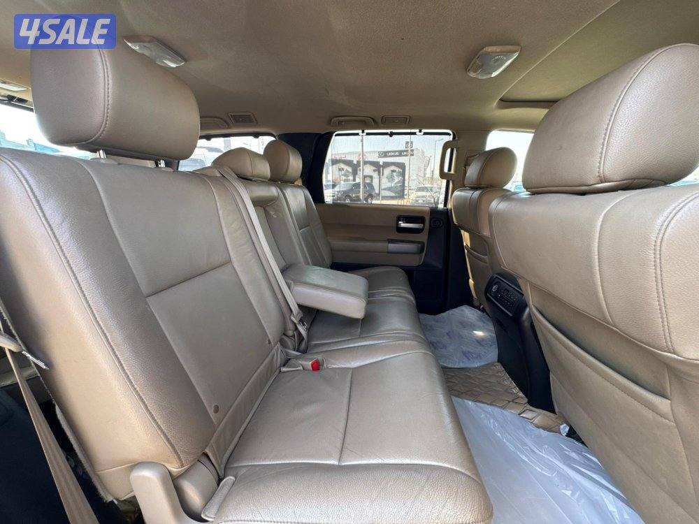 تويوتا سيكويا SR5.V8-5.7L  موديل 2016 ماشى 198.000 k.m4