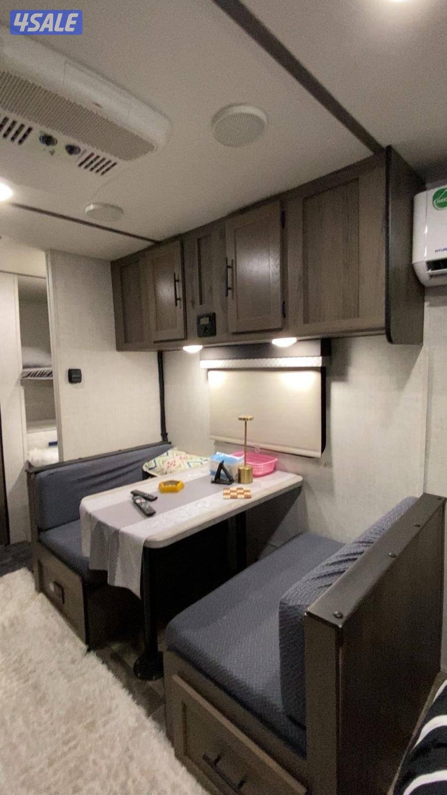 للبيع كرفان امريكي1