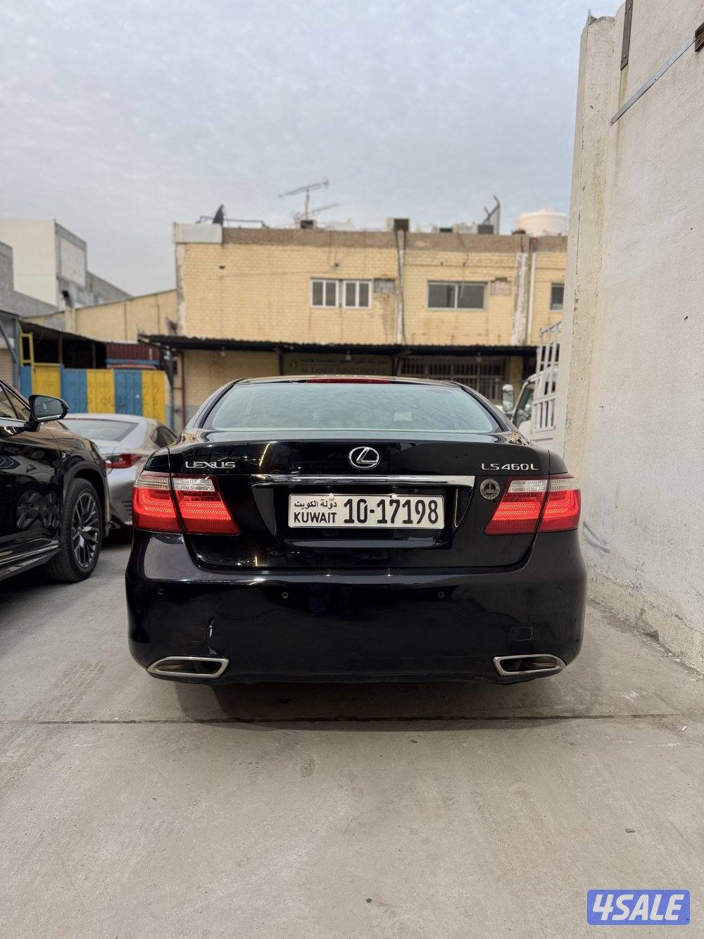 لكزس LS460L (عداد 144 الف )1