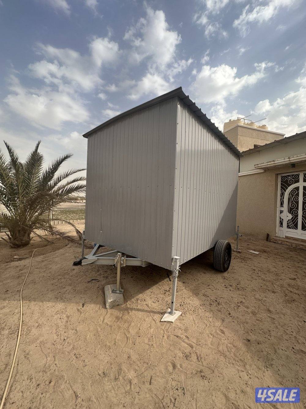 قلص 2.50 في 3.50 ملبس من داخل كيربي ديكور بحاله ممتازه0