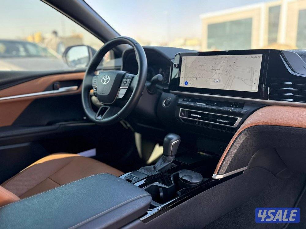 تويوتا  كامرى GLE موديل 2025 ماشى 41.000 k.m وارد الساير.7