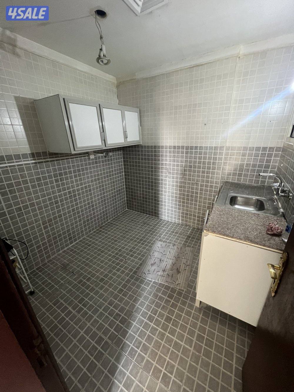 ميدان حولي شقه غرفتين وصاله استلام فوري2