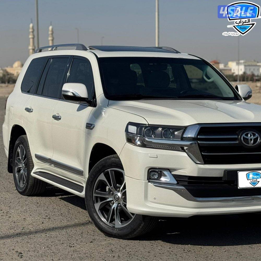 لاندكروزر GXR  20203