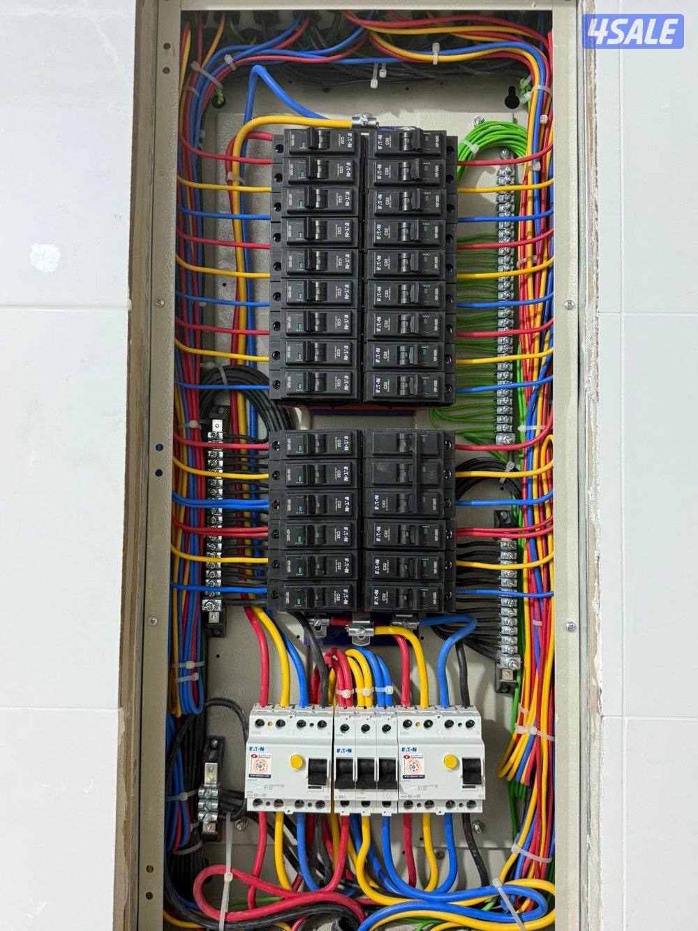 مقاول كهربائي1