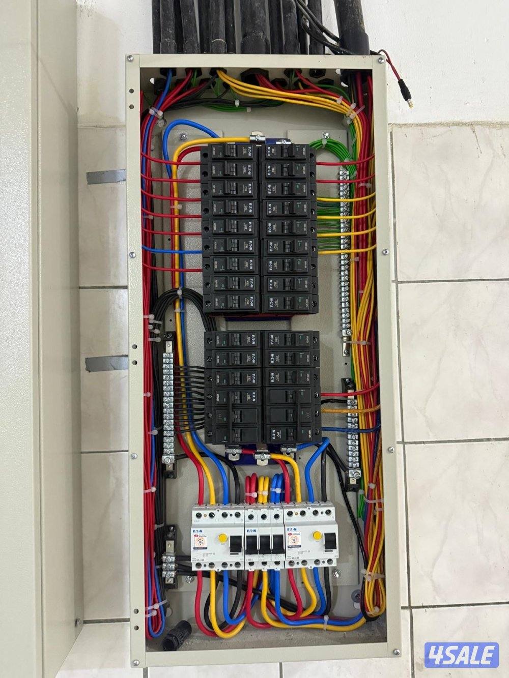 مقاول كهربائي8