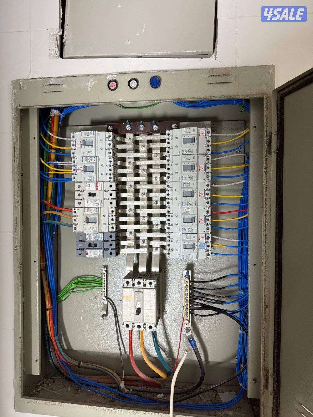 مقاول كهربائي13