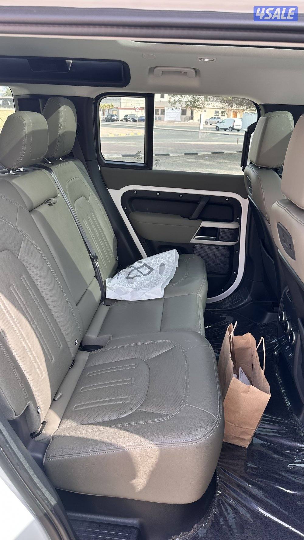 ديفندر 110 ماشي ٨٩5