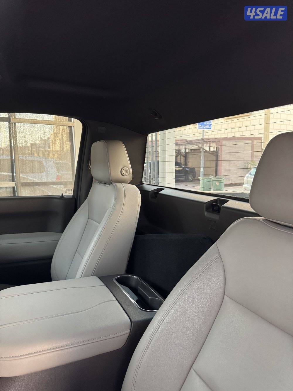 سلفرادو z71 2024 مالك اول شرط الفحص3