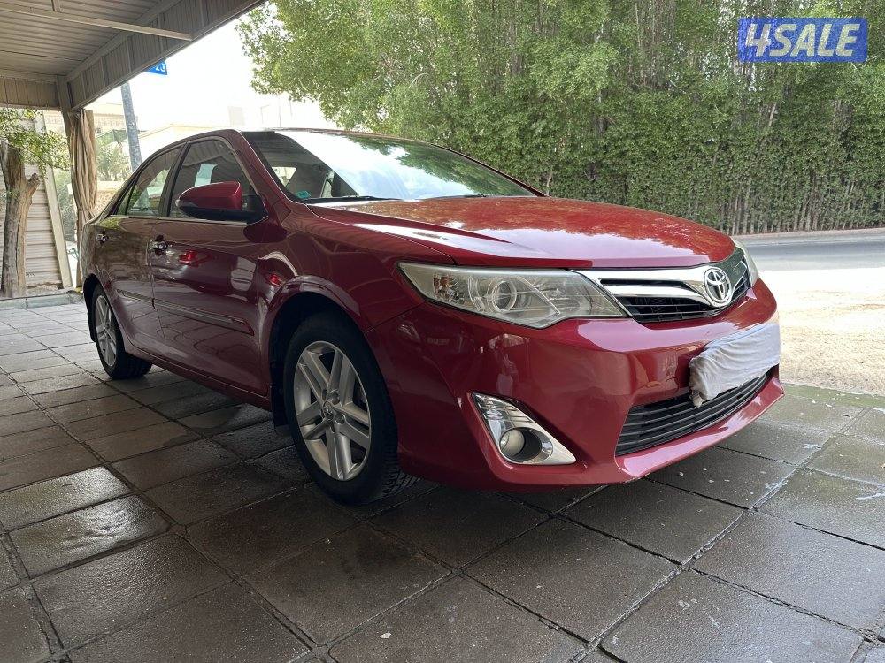 للبيع كامري GLX موديل 2014 عداد 99200 KM قابل للزياده اللون عنابي5