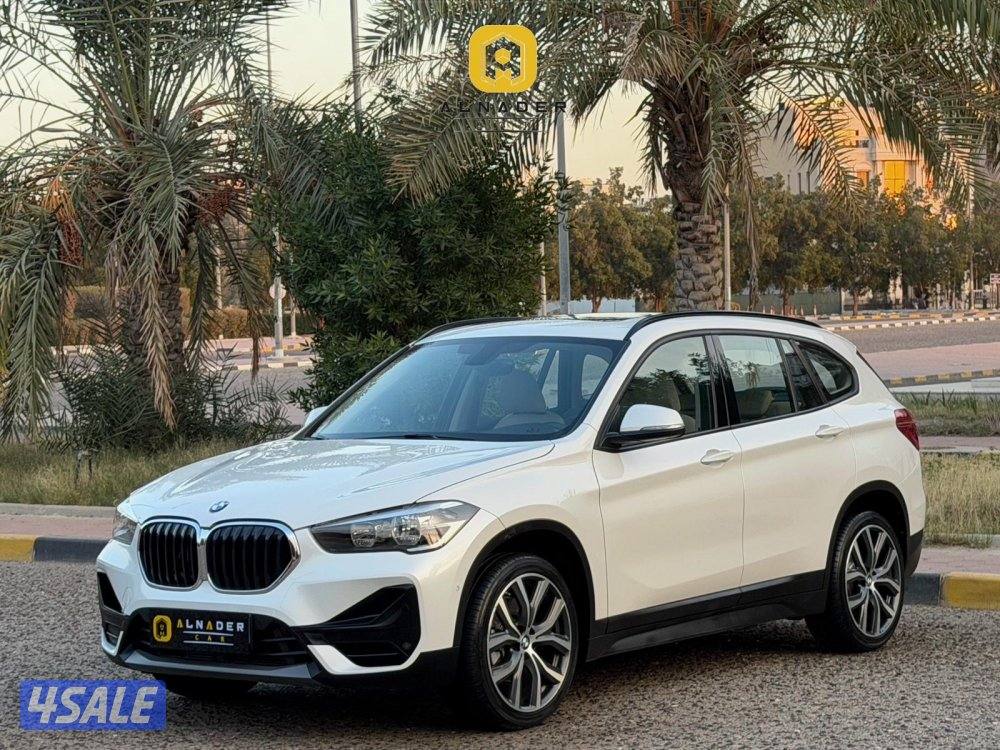 للبيع BMW X1 5DRIVE 2.0 موديل 2021 وارد الغانم0