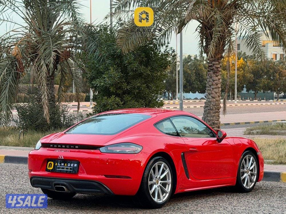 للبيع بورش CAYMAN 718 موديل 2017 وارد بهبهاني3