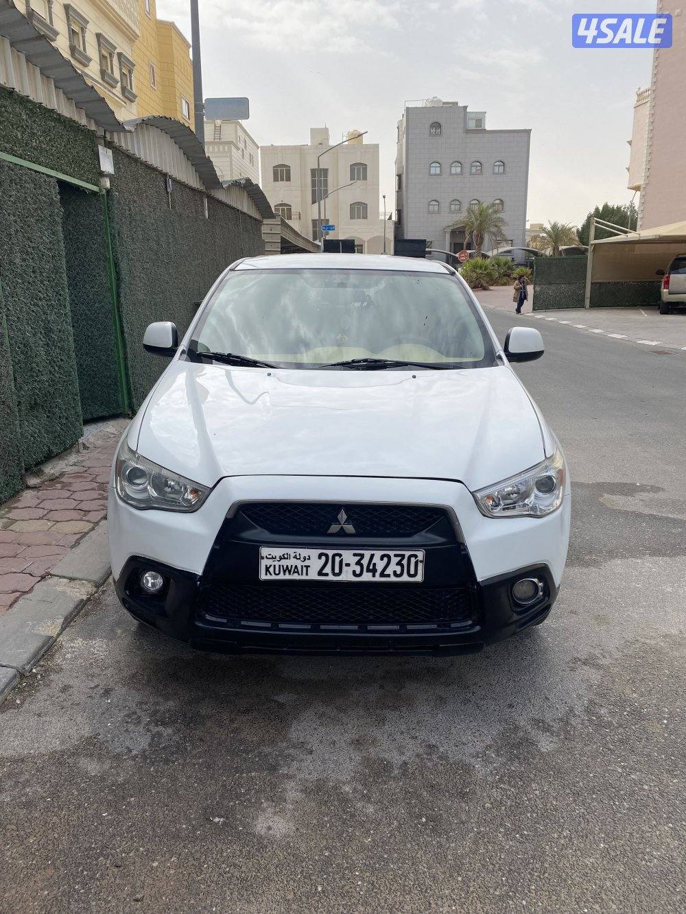 للبيع ميتسوبيشي -- ASX  موديل ٢٠١٢0