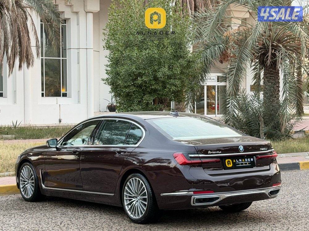 للبيع BMW 740LI موديل 2020 وارد الغانم5