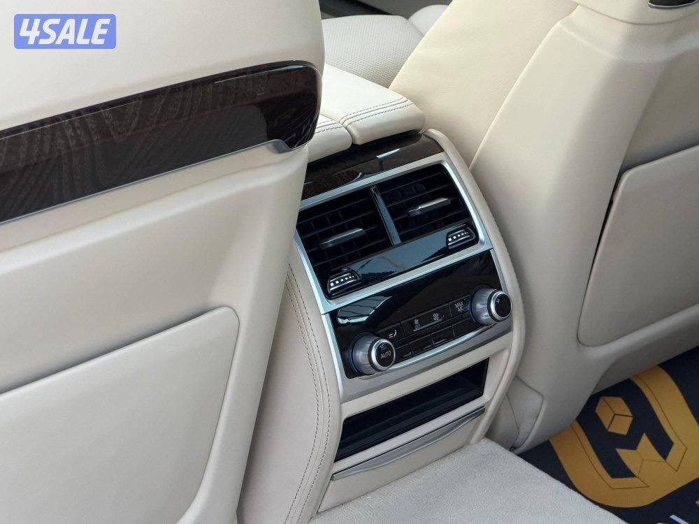 للبيع BMW 740LI موديل 2020 وارد الغانم15
