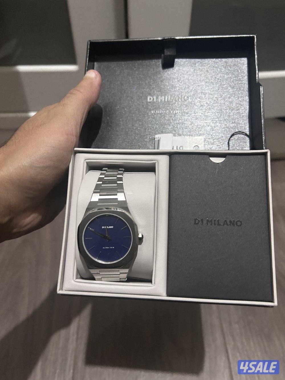 ساعة دي1 ميلانو مينا ازرق0
