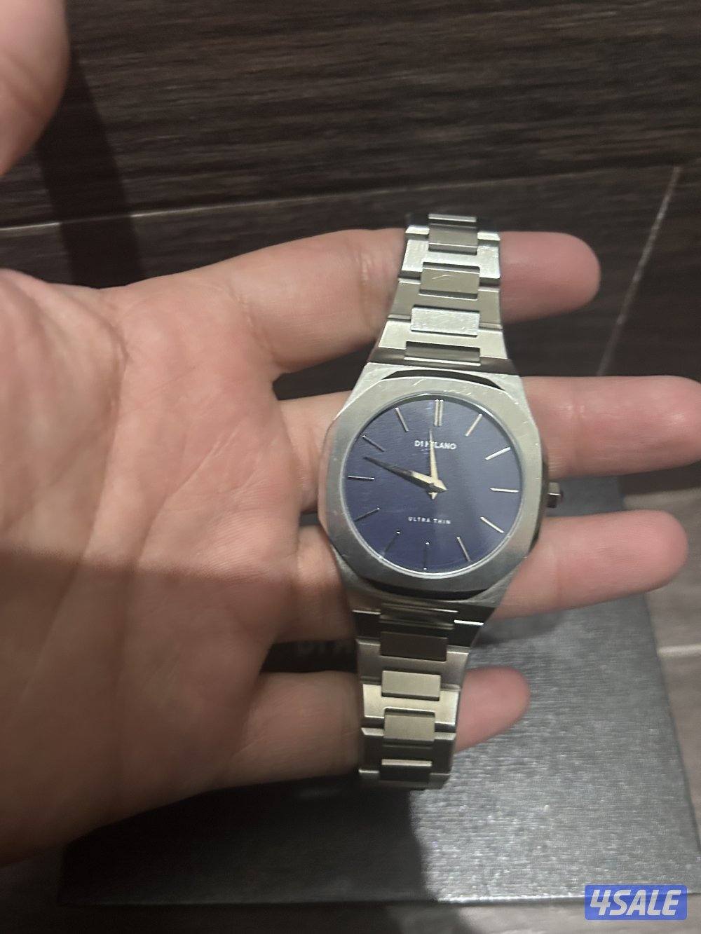 ساعة دي1 ميلانو مينا ازرق1