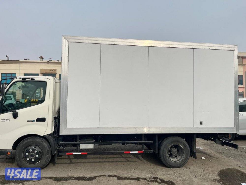 للبيع هاف لوري2