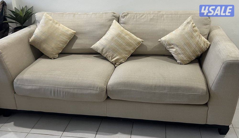 طقم ثلاث قطع حاله جيده0