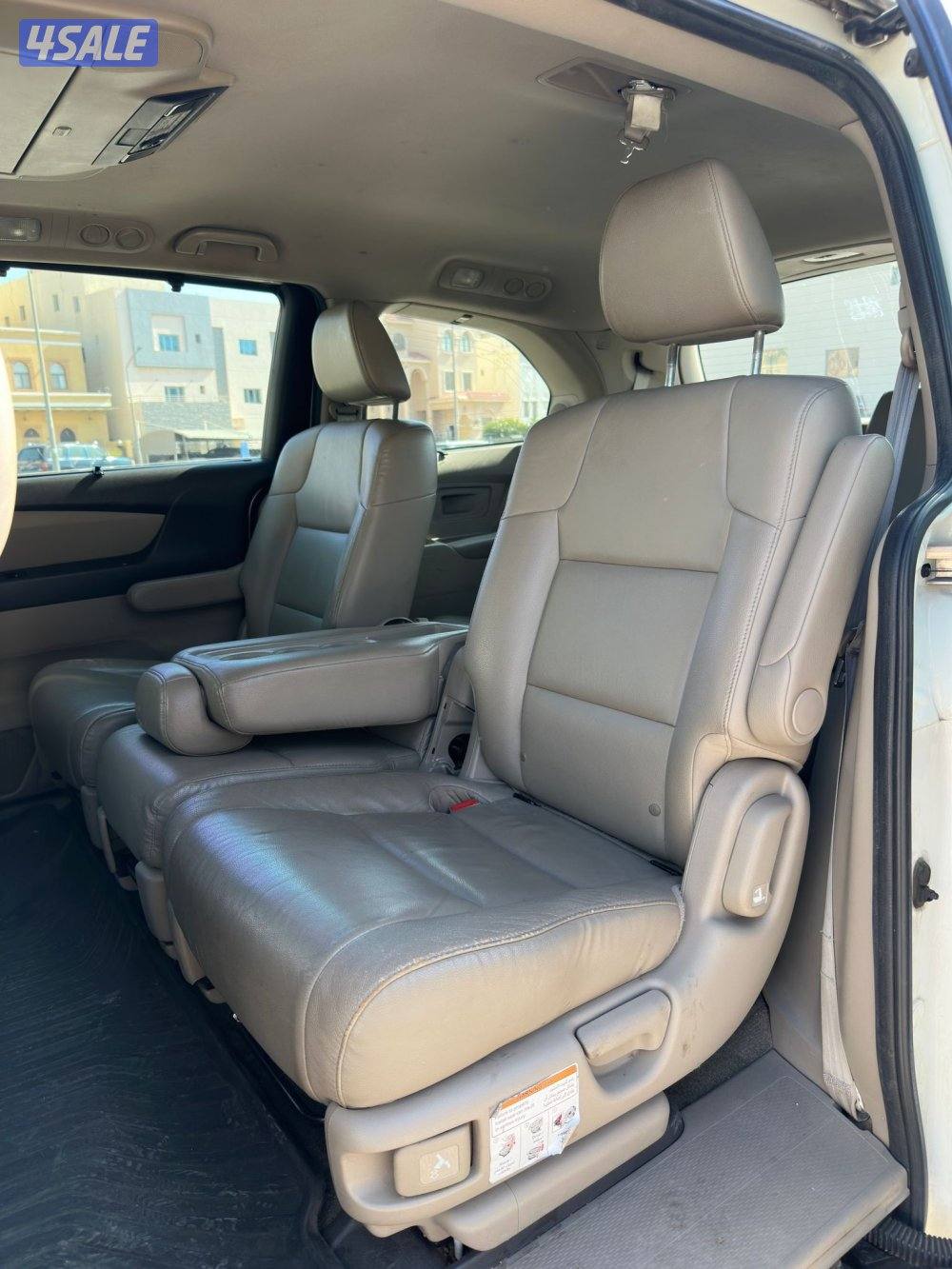 للبيع هوندا اوديسى  Touring 20159