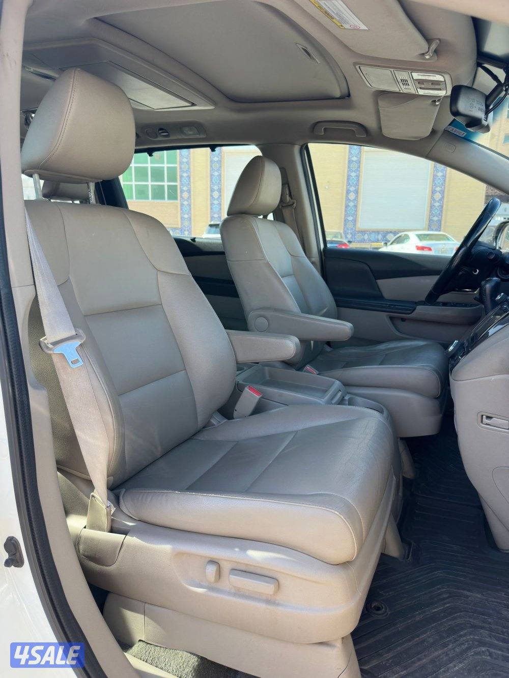 للبيع هوندا اوديسى  Touring 201510