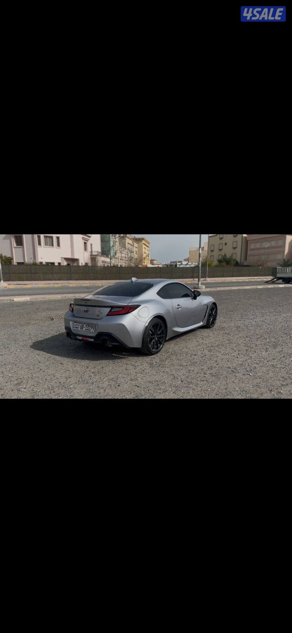 للبيع تويوتا GR86 بحالة الوكاله ماشيه 46 الف نظيفه جداً تبارك4