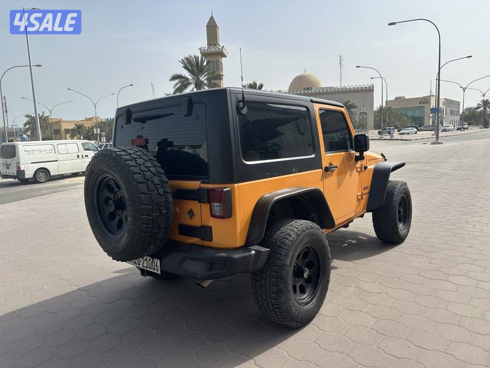 للبيع جيب رانجلر موديل ٢٠١٢1