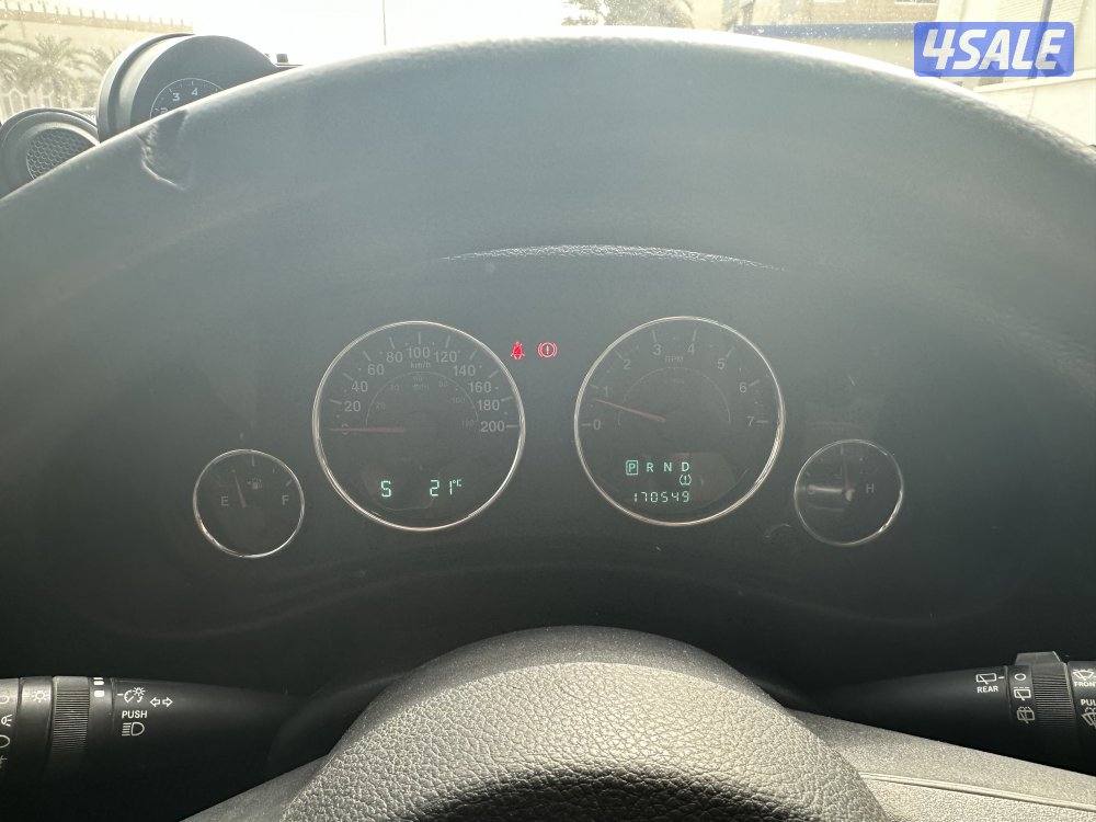 للبيع جيب رانجلر موديل ٢٠١٢3